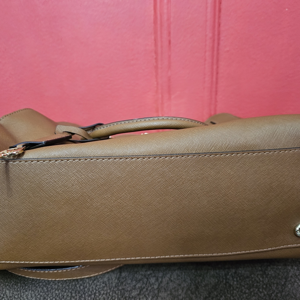 Stylish Brown Handbag
